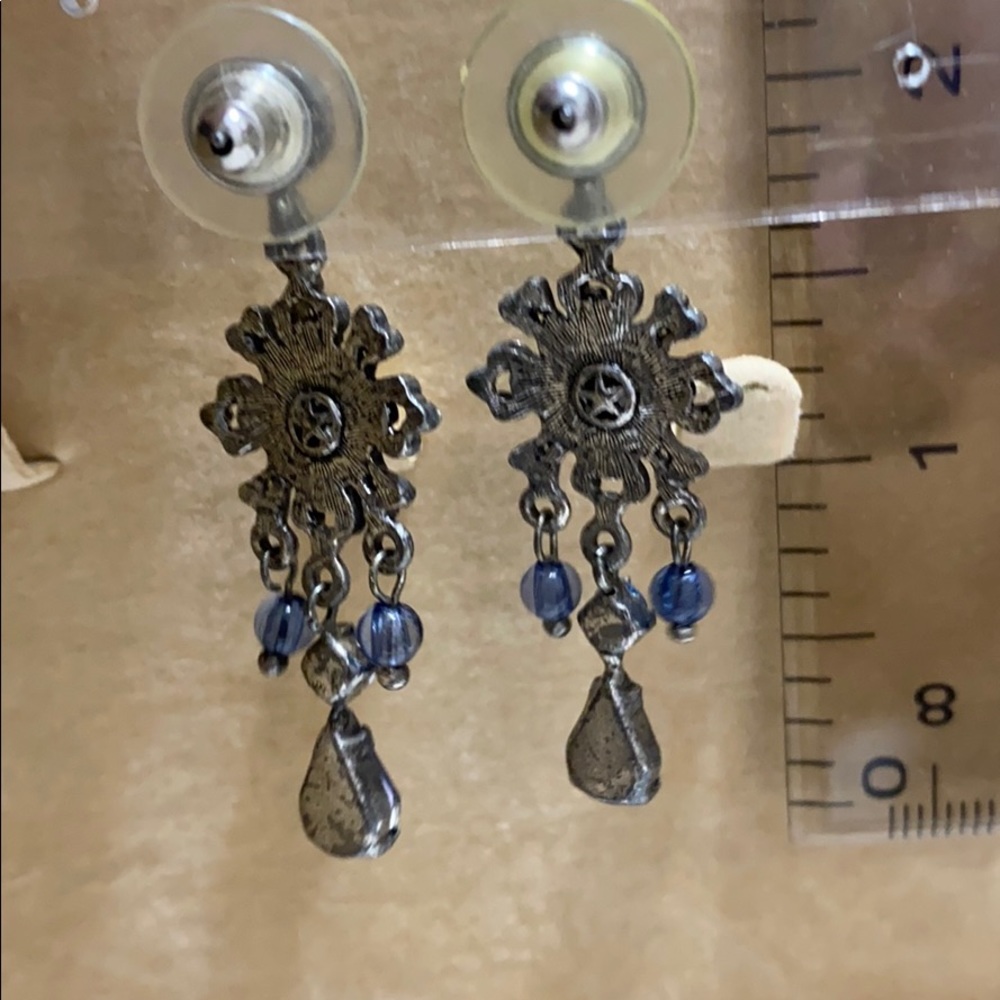 Dangle earrings - Picture 2 of 4